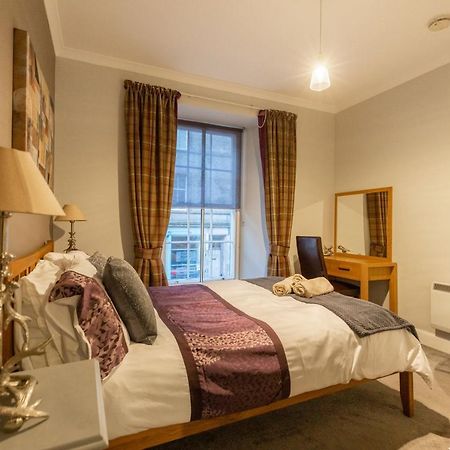 Two Bedroom Apartment Within Walking Distance To City Centre Edimburgo Exterior foto